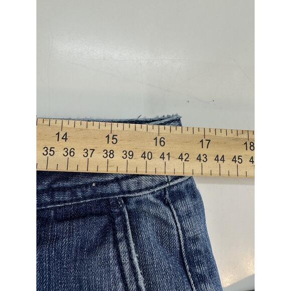 Womens Liz Claiborne Blue Audra Denim Capris Size 12 - Picture 9 of 13